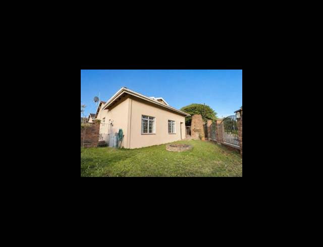 3 BEDROOM HOUSE FOR SALE IN BLUFF
